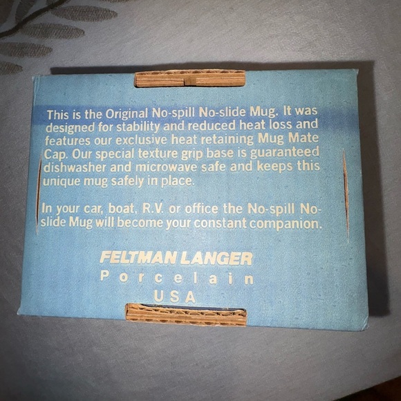 Vintage Runner Mug with Colorful Graphics - Picture 4 of 5